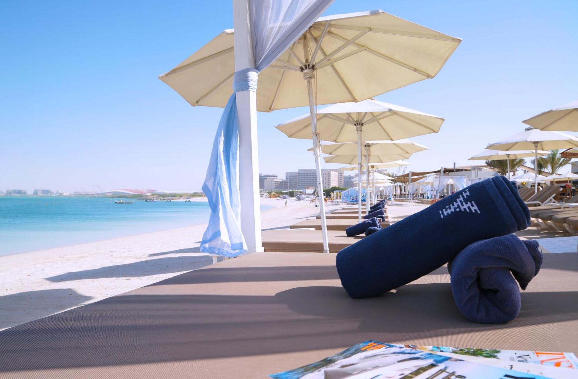 Hotel The Wb Abu Dhabi, Curio Collection By Hilton