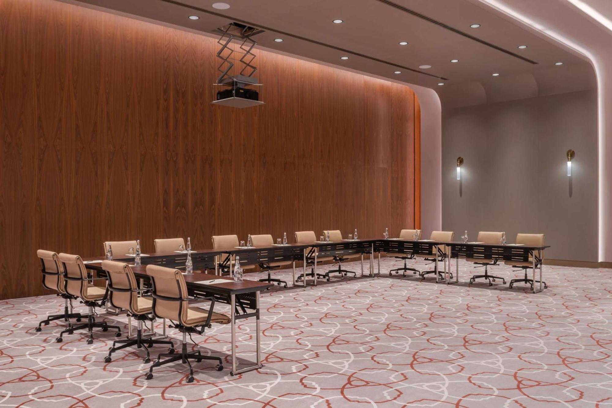Hotel The Wb Abu Dhabi, Curio Collection By Hilton Abu Dhabi