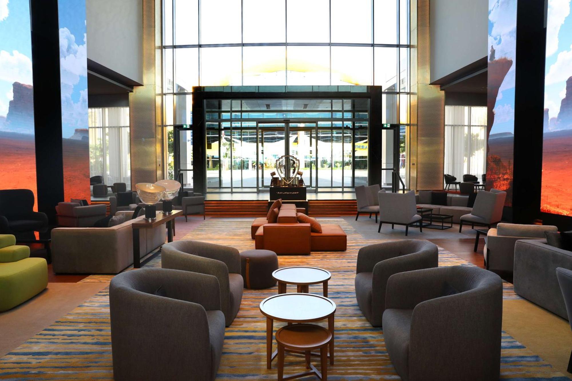 The Wb Abu Dhabi, Curio Collection By Hilton 5*